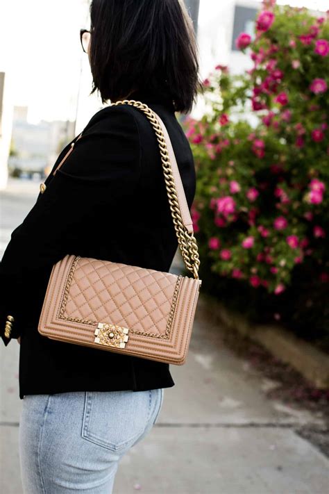 chanel boy purse